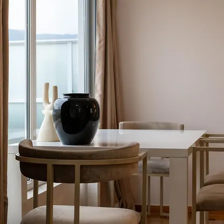 Luxury Penthouse * קלמאטה