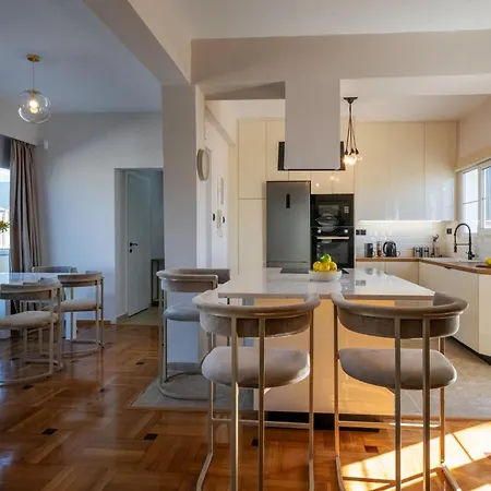 Luxury Penthouse דירה *