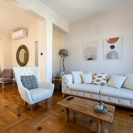 Luxury Penthouse * Kalamata
