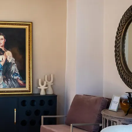 Luxury Penthouse קלמאטה