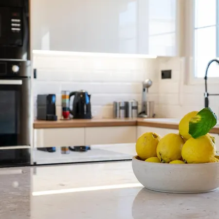 Luxury Penthouse * קלמאטה