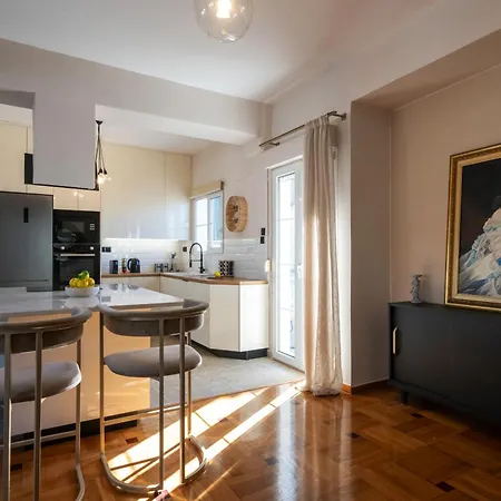 Luxury Penthouse דירה