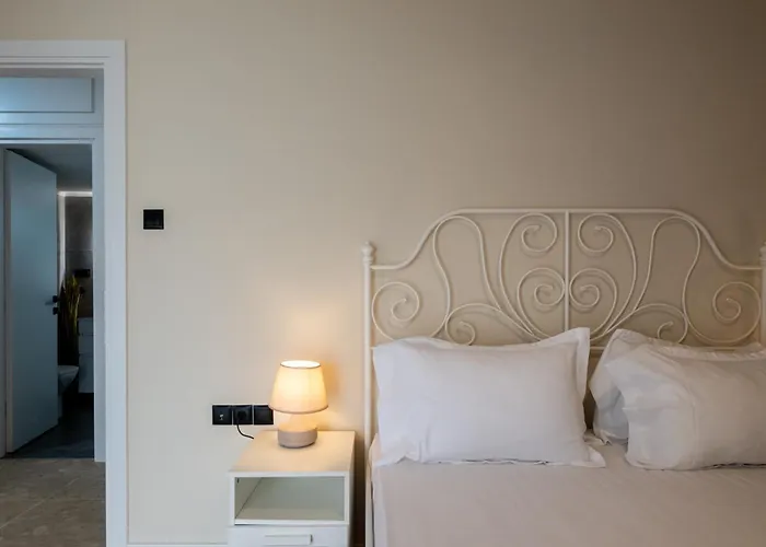 Luxury Penthouse شقة كالاماتا