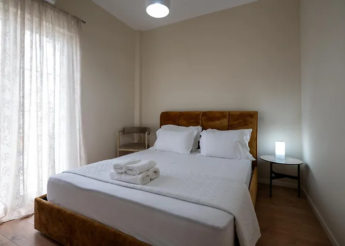 Luxury Penthouse شقة كالاماتا